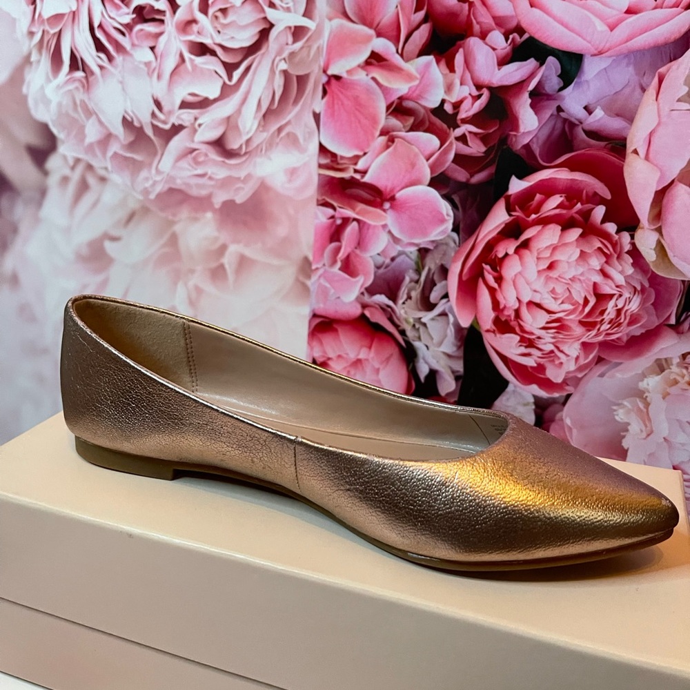 BCBG metallic flats